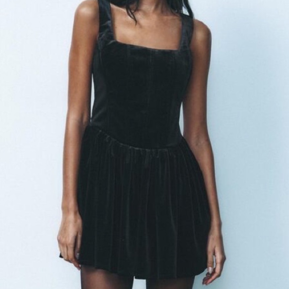 Zara Ruched Corset Mini Dress in Black Velvet